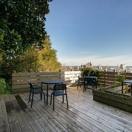 Le Camfrout Apartment