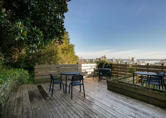 Le Camfrout Apartment